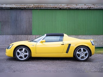 Used Vauxhall VX220 2003 for sale - 77689519: Photo