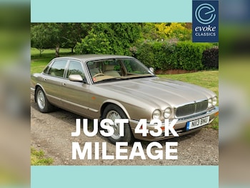 Used Jaguar XJ 1996 for sale - 79352936: Photo