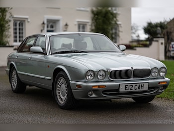 Used Jaguar XJ 1998 for sale - 76735520: Photo