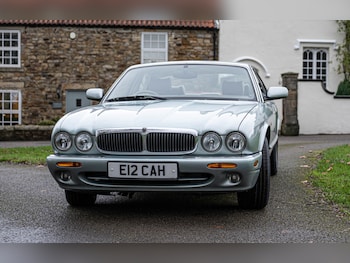 Used Jaguar XJ 1998 for sale - 76735520: Photo