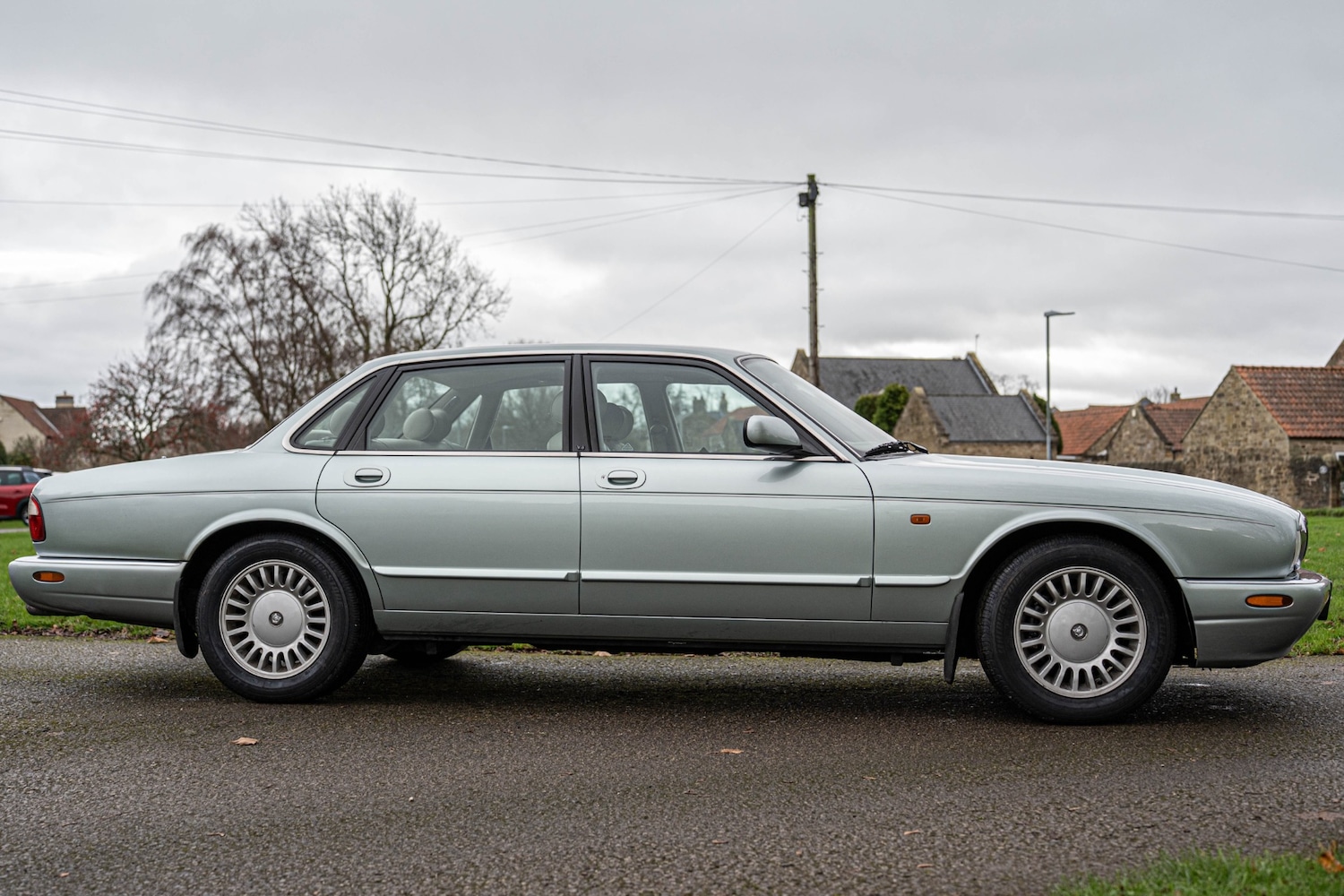 Used Jaguar XJ 1998 for sale - 76735520: Photo 5