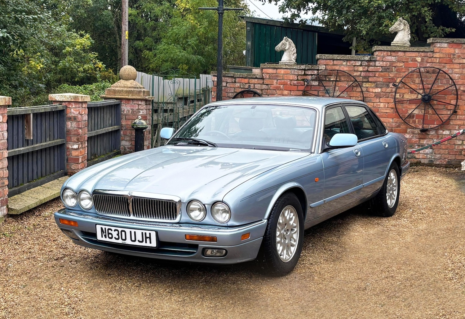 Used Jaguar XJ 1995 for sale - 76791249: Photo 1