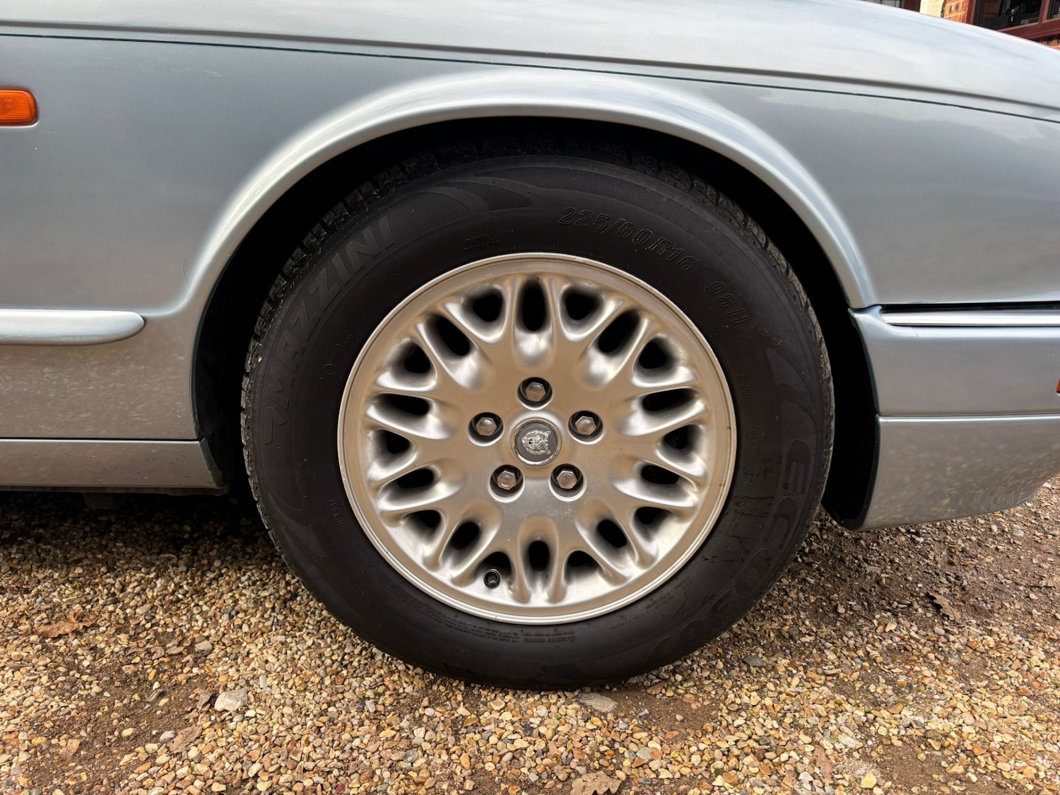 Used Jaguar XJ 1995 for sale - 76791249: Photo 14