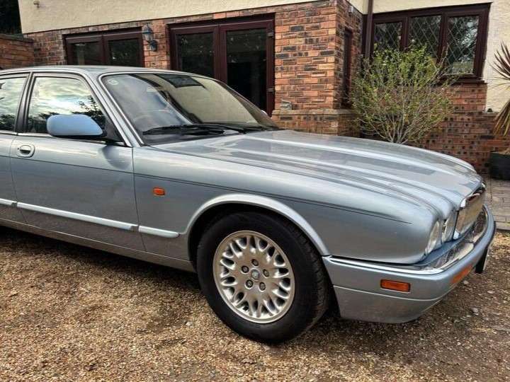 Used Jaguar XJ 1995 for sale - 76791249: Photo 20