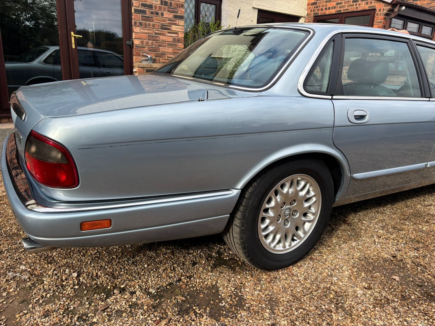 Used Jaguar XJ 1995 for sale - 76791249: Photo 23