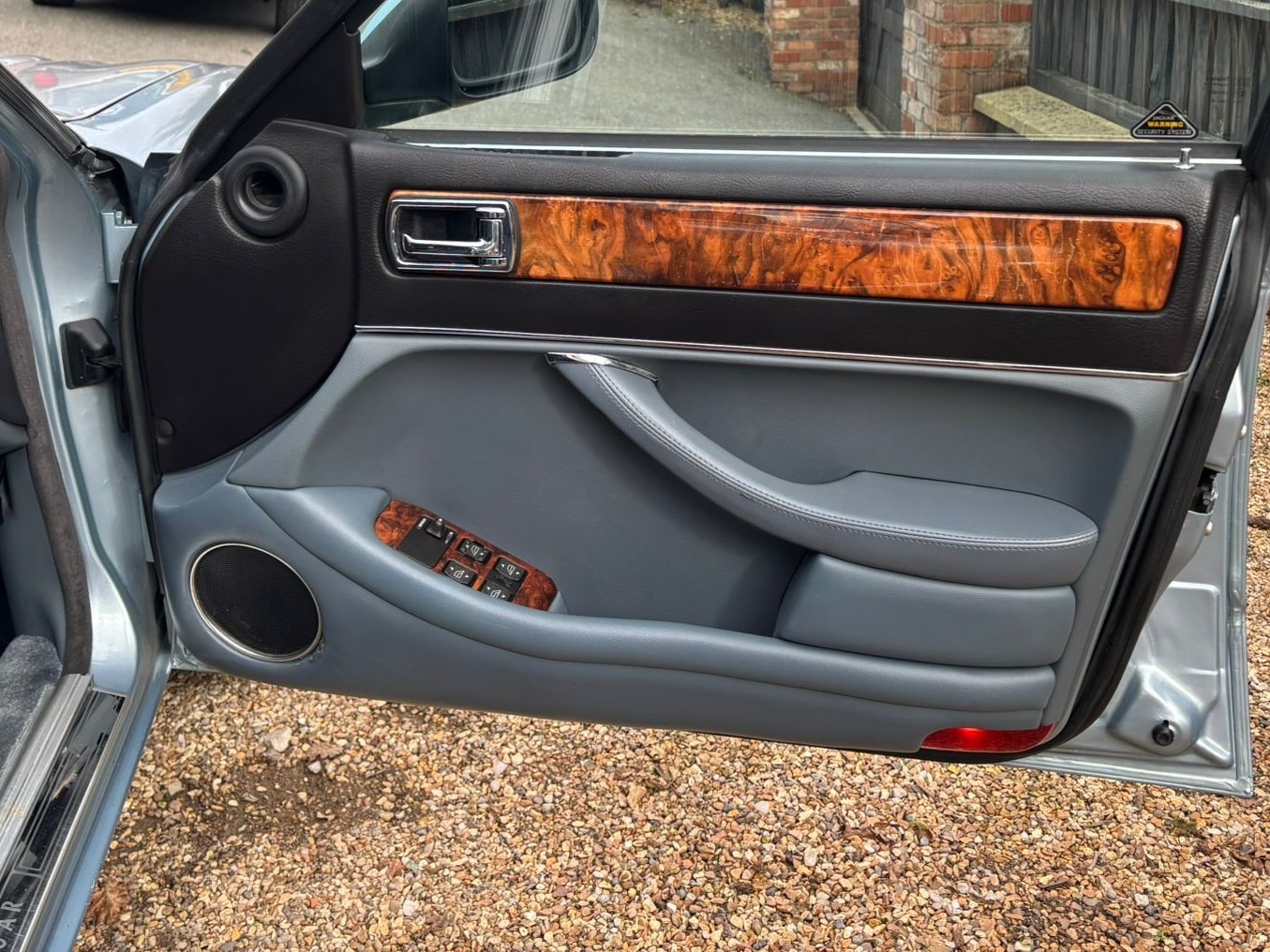 Used Jaguar XJ 1995 for sale - 76791249: Photo 5