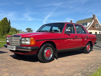 Used Mercedes-Benz 200 1983 for sale - 78722340: Photo