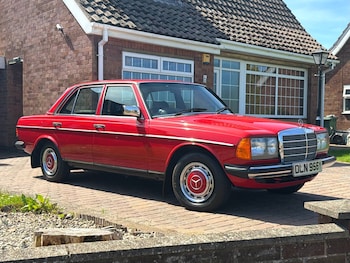 Used Mercedes-Benz 200 1983 for sale - 78722340: Photo
