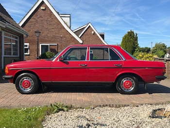 Used Mercedes-Benz 200 1983 for sale - 78722340: Photo