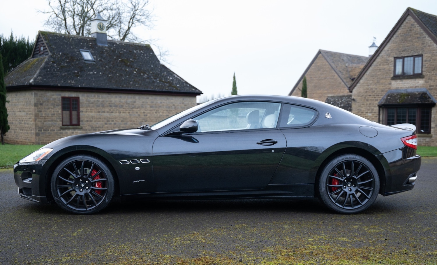Used Maserati Granturismo 2011 for sale - 77258645: Photo 3