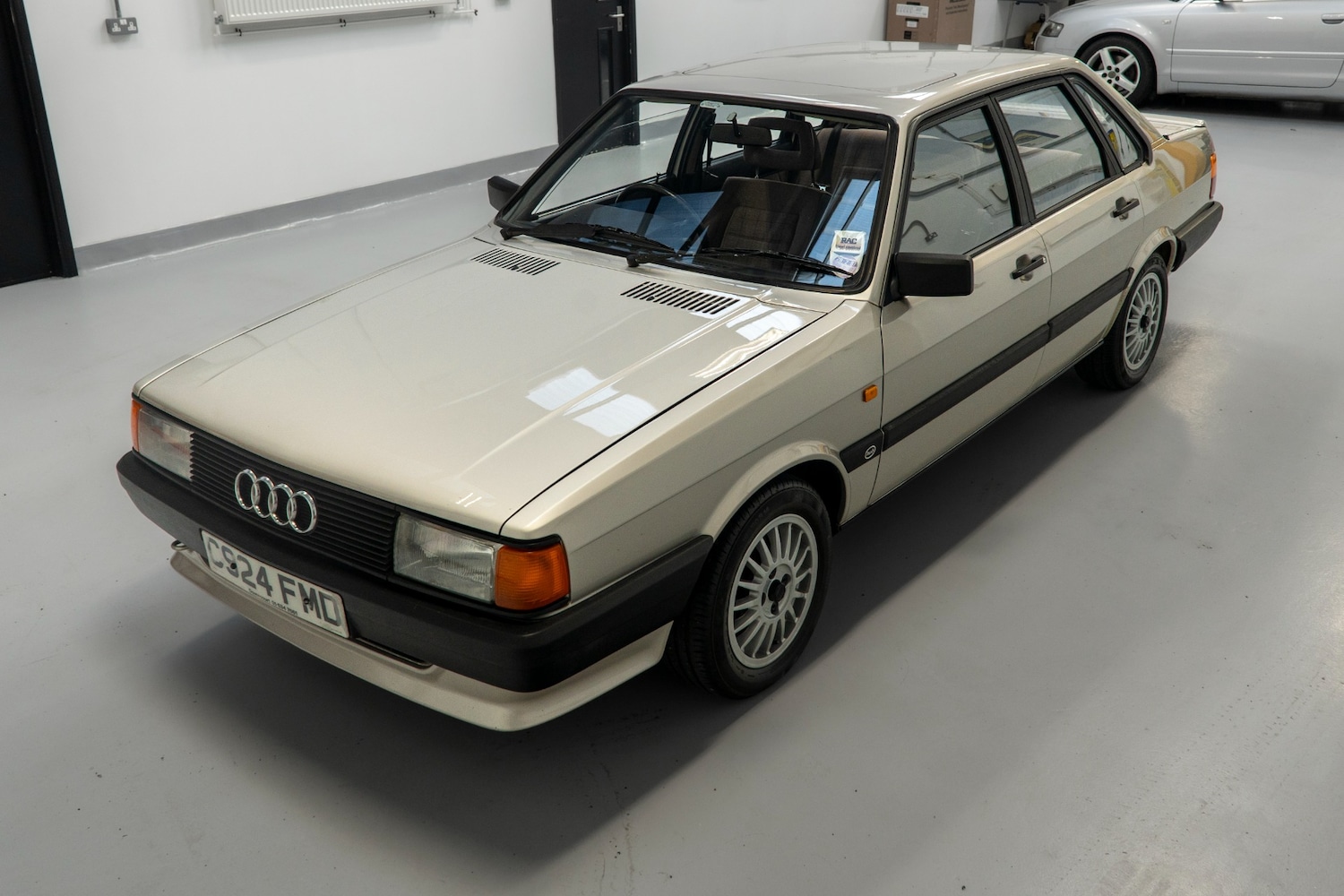 Used Audi 80 1986 for sale - 77543341: Photo 3