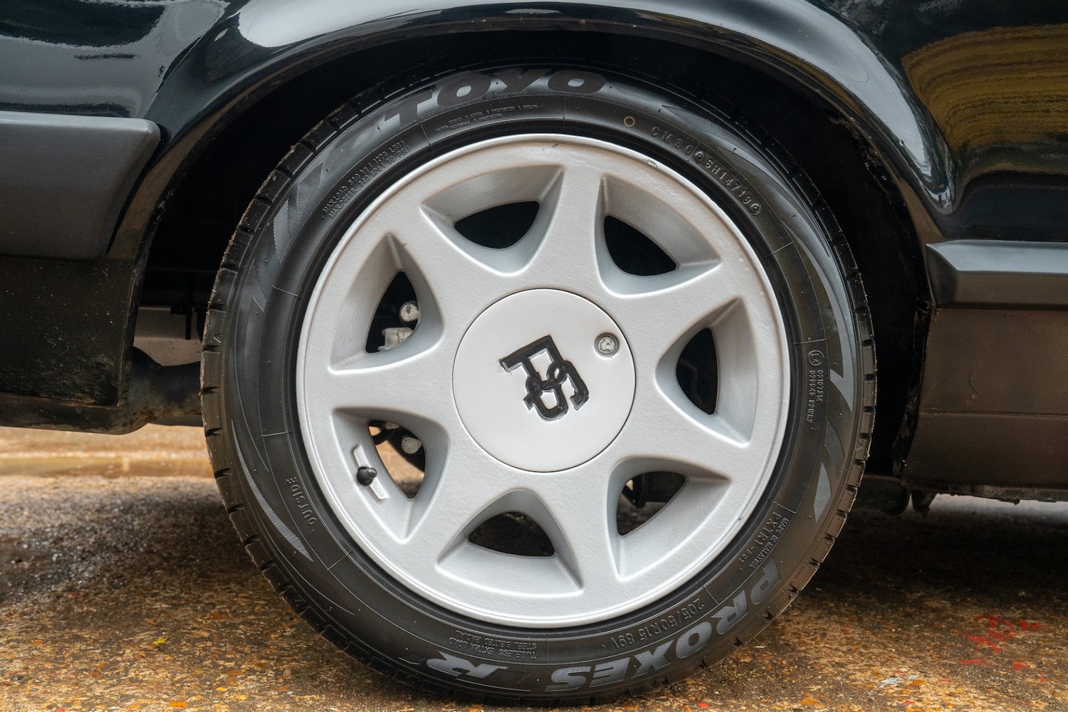 Used Ford Capri 1984 for sale - 77618846: Photo 12