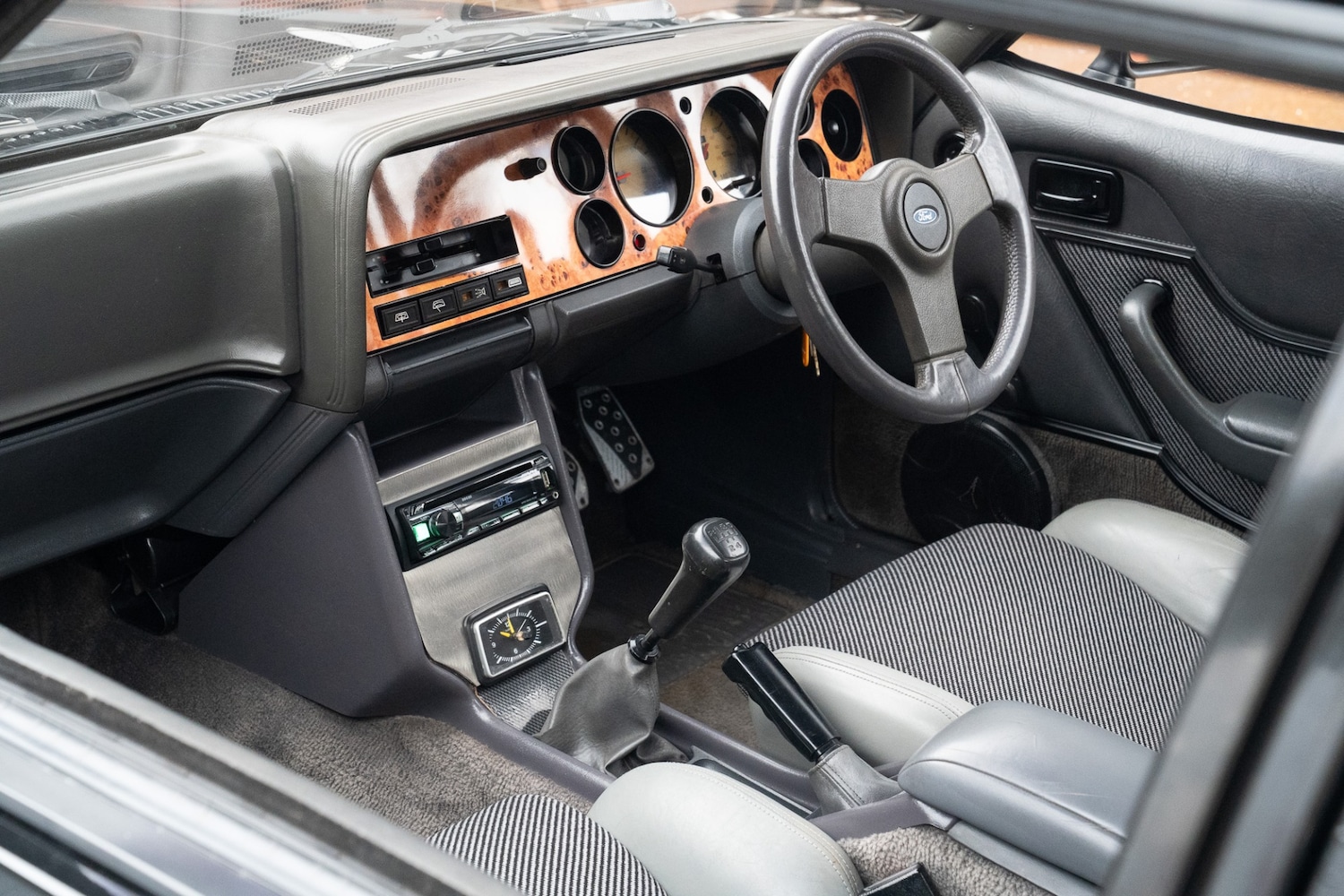 Used Ford Capri 1984 for sale - 77618846: Photo 16