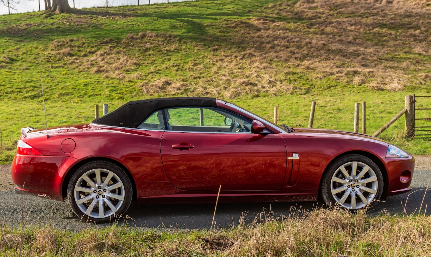 Used Jaguar XK 2006 for sale - 77742616: Photo 4