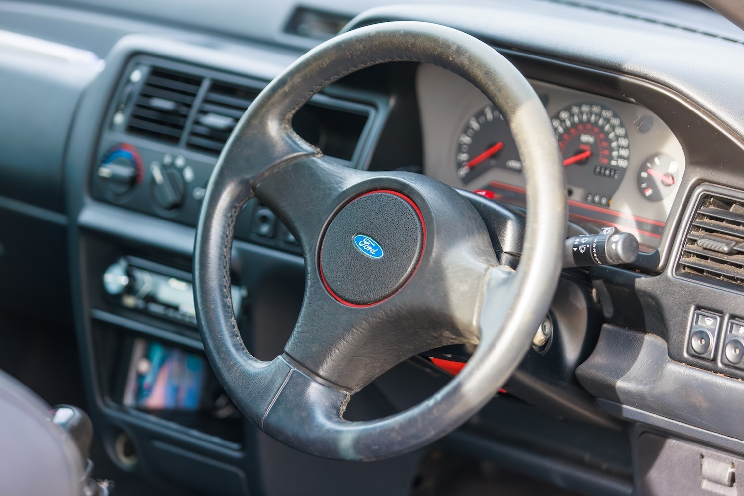 Used Ford Escort 1992 for sale - 78081536: Photo 16