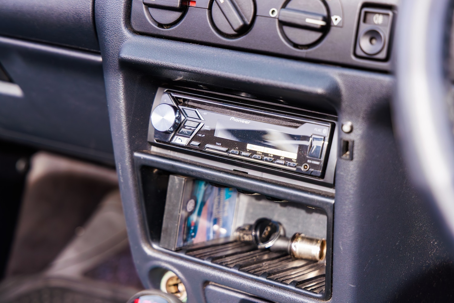 Used Ford Escort 1992 for sale - 78081536: Photo 19