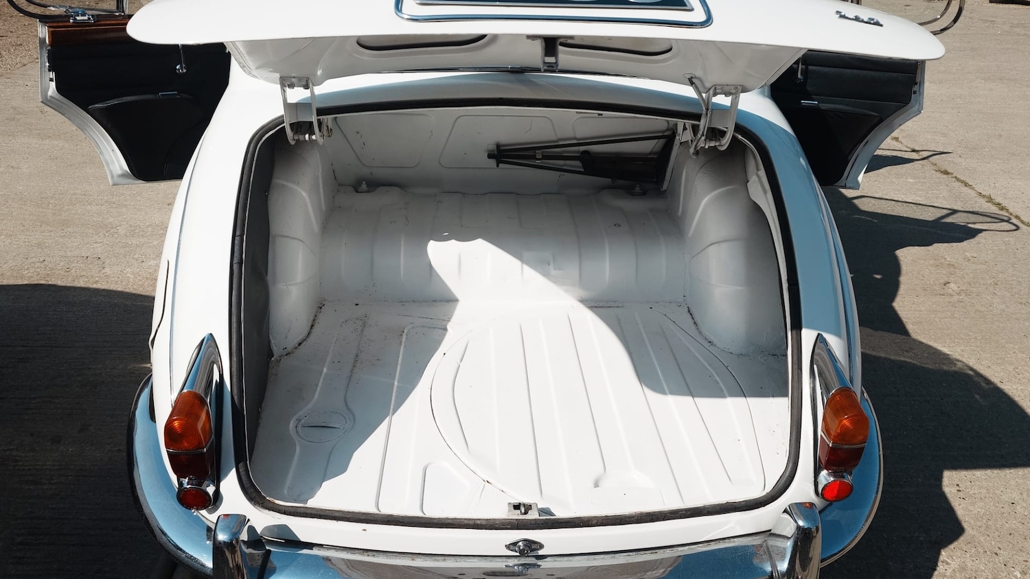 Used Jaguar Mark II 1969 for sale - 77777437: Photo 25