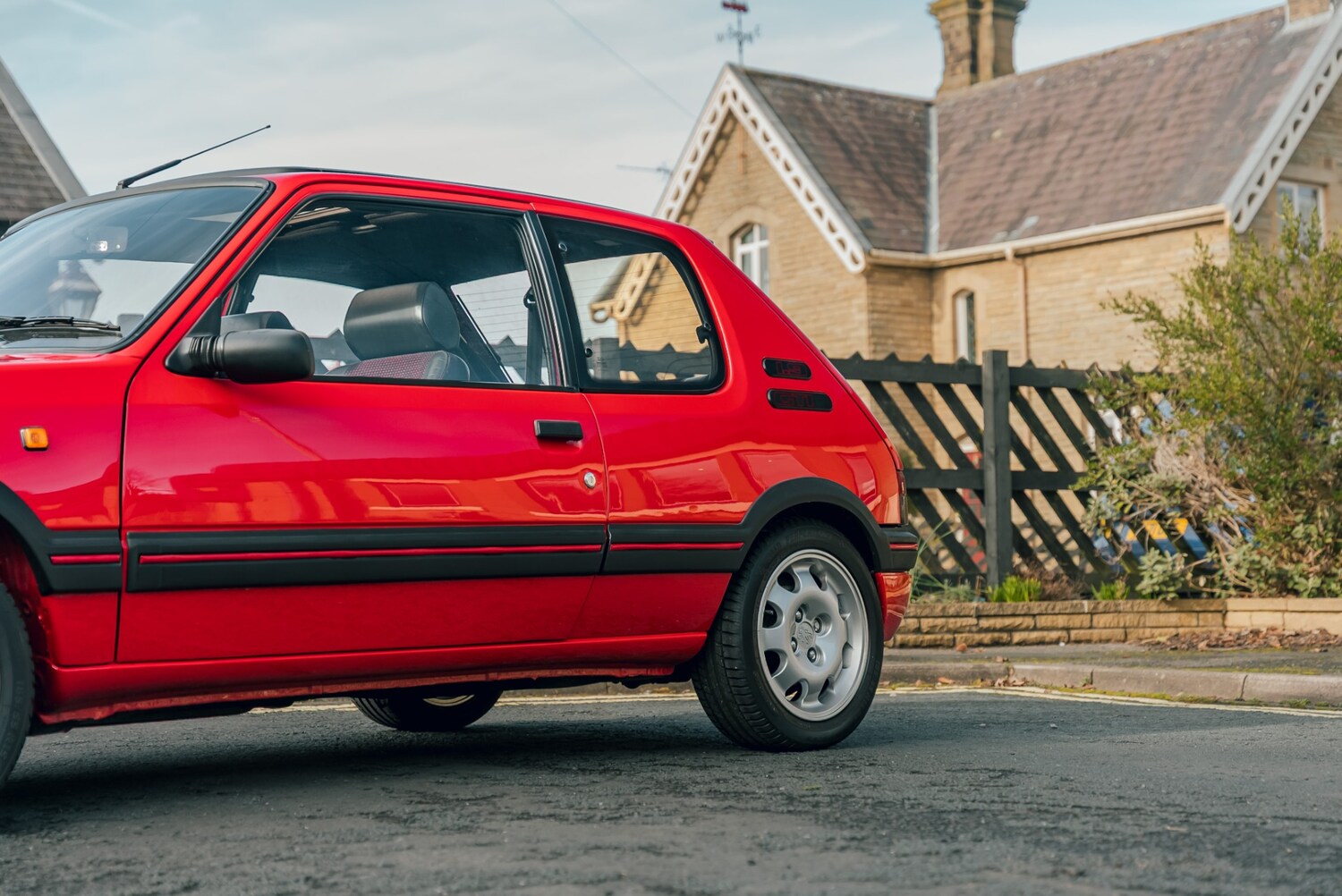 Used Peugeot 205 1990 for sale - 77592442: Photo 8