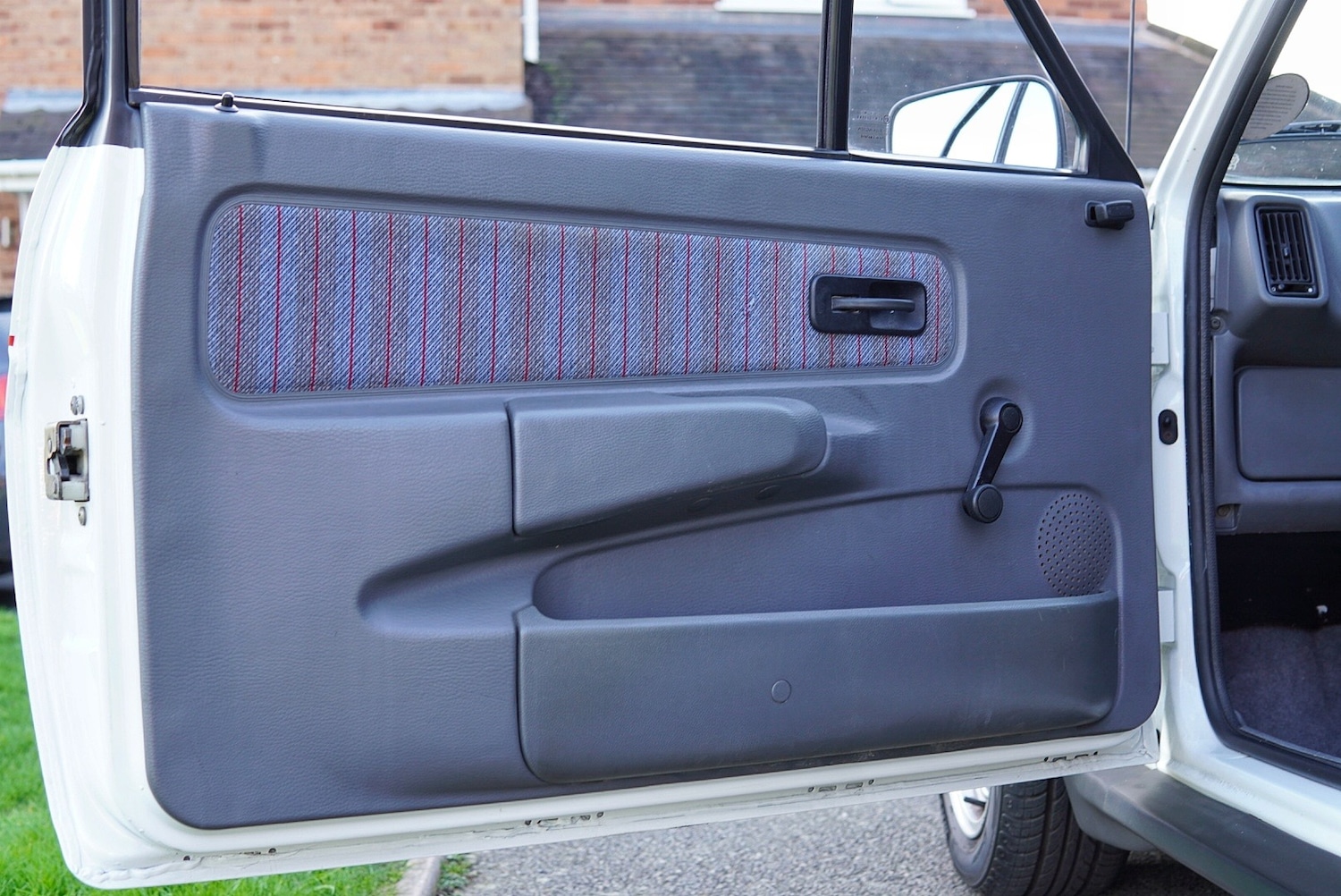 Used Ford Fiesta 1988 for sale - 77934620: Photo 19