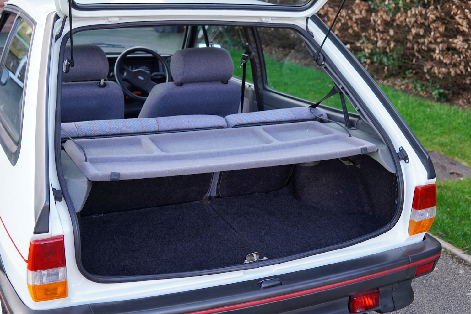 Used Ford Fiesta 1988 for sale - 77934620: Photo 23