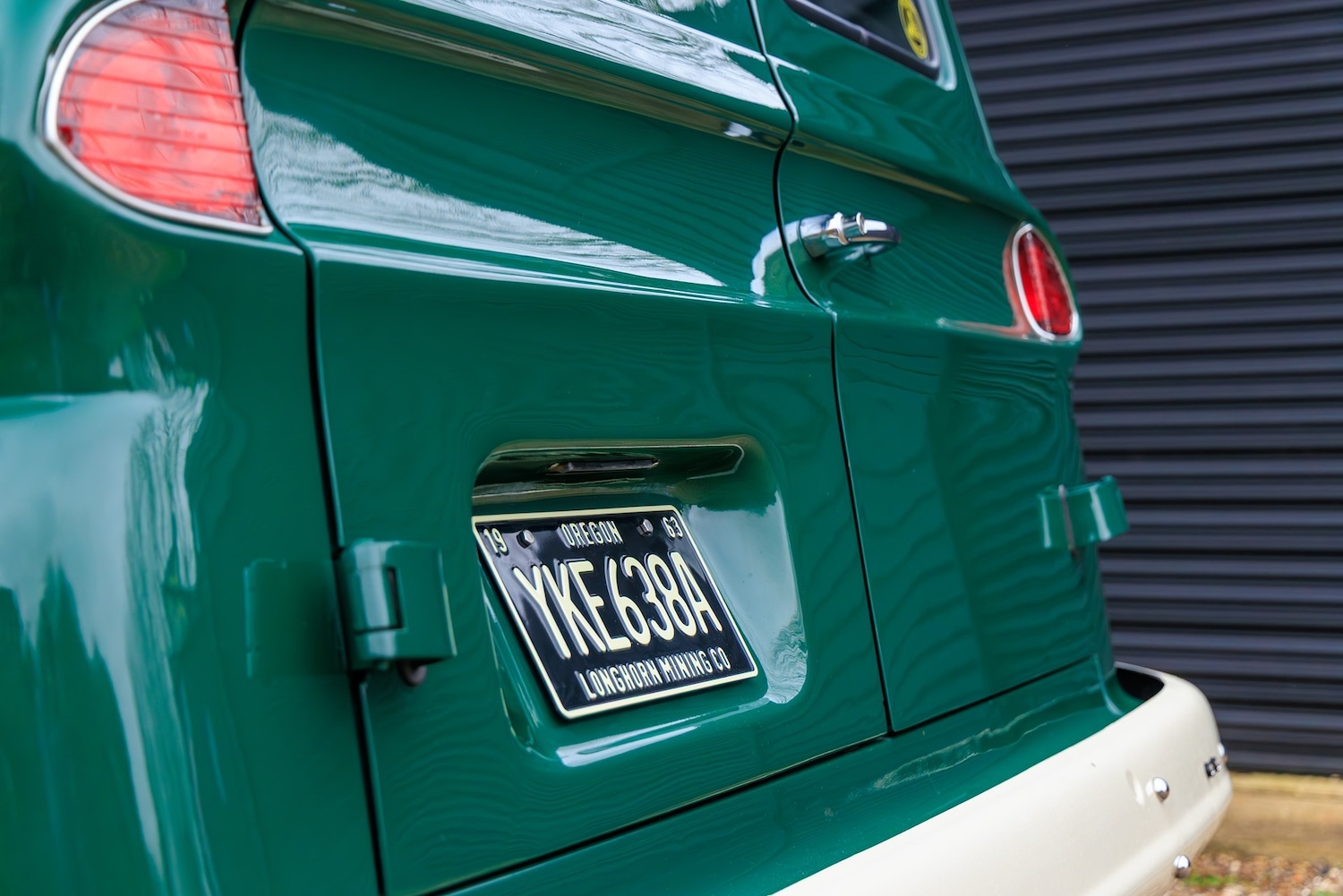 Used Chevrolet C30 2011 for sale - 77336295: Photo 15