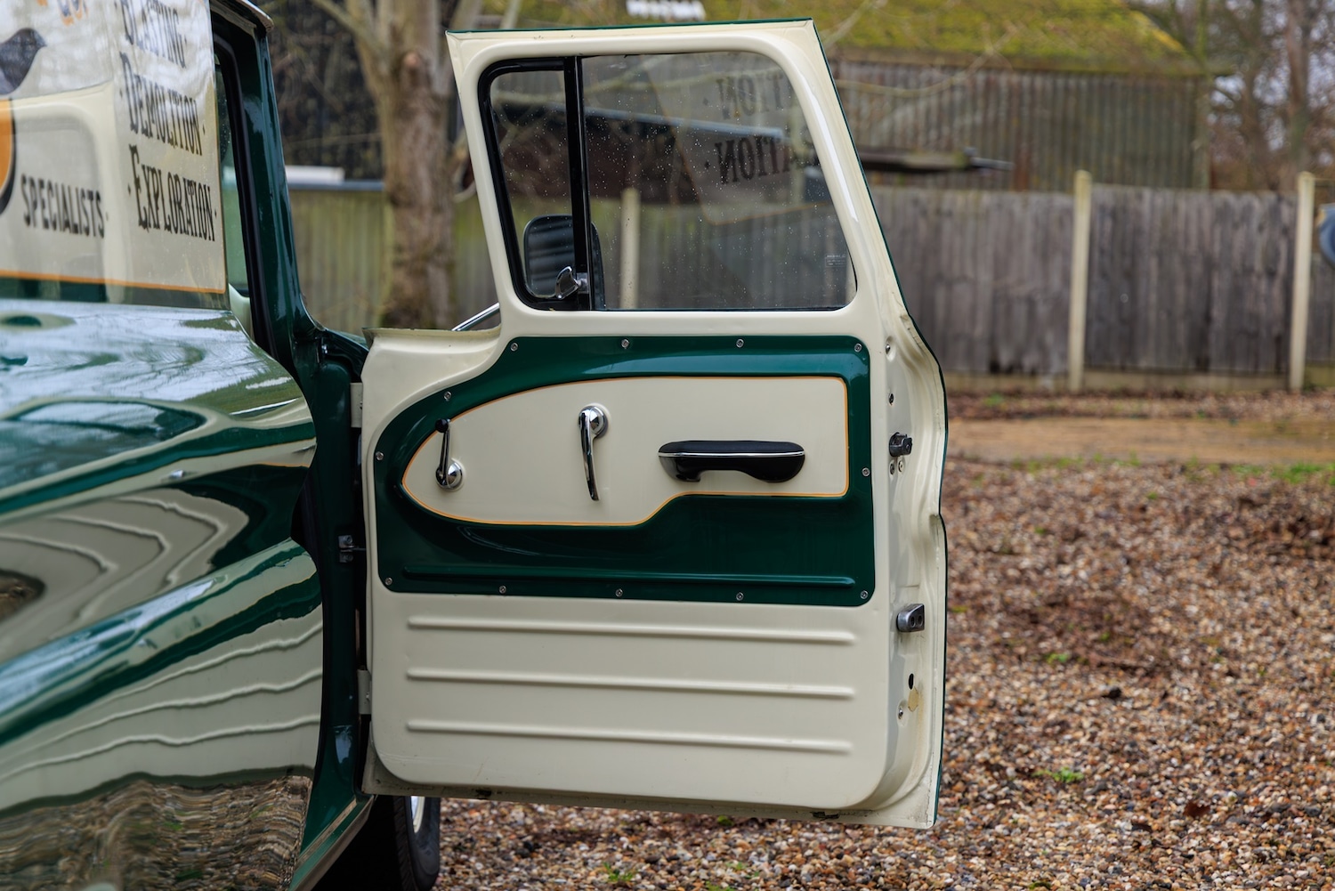 Used Chevrolet C30 2011 for sale - 77336295: Photo 19