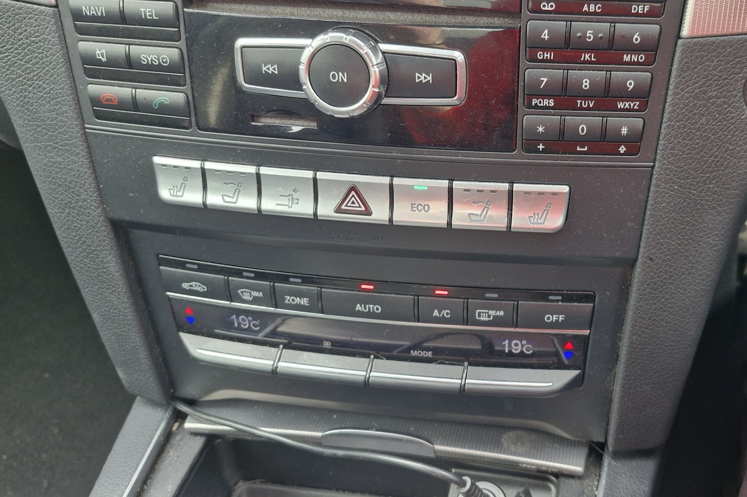 Used Mercedes-Benz E Class 2013 for sale - 78224452: Photo 18