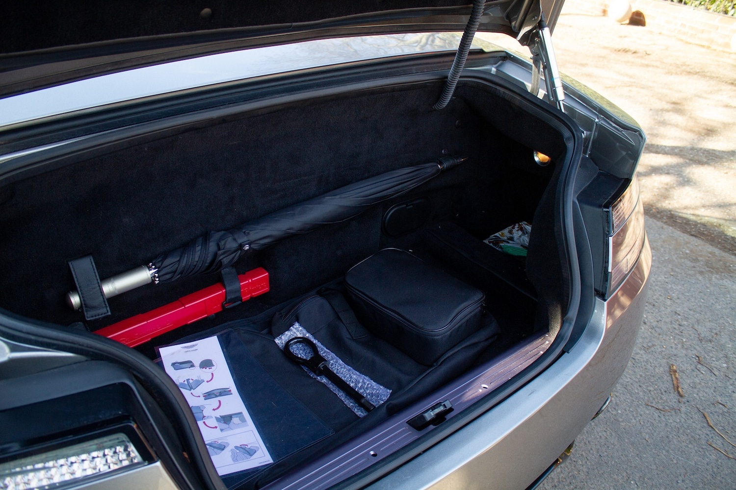 Used Aston Martin DB9 2016 for sale - 77985137: Photo 22