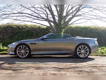 Used Aston Martin DB9 2016 for sale - 77985137: Photo