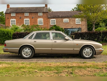 Used Jaguar XJ 1996 for sale - 78941497: Photo