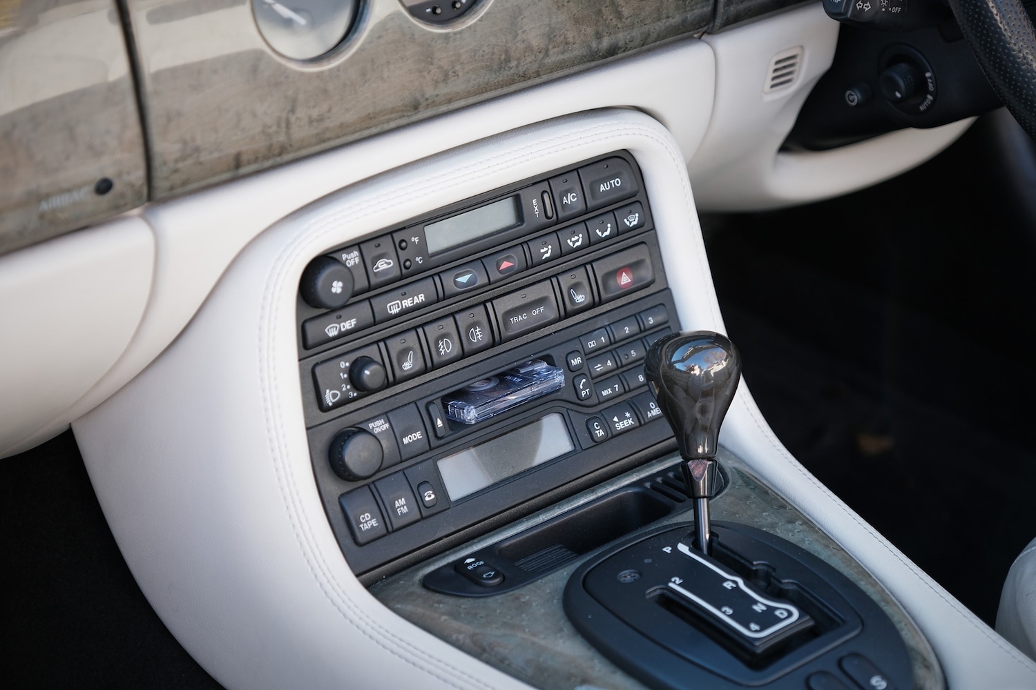 Used Jaguar XK8 2001 for sale - 76830430: Photo 15