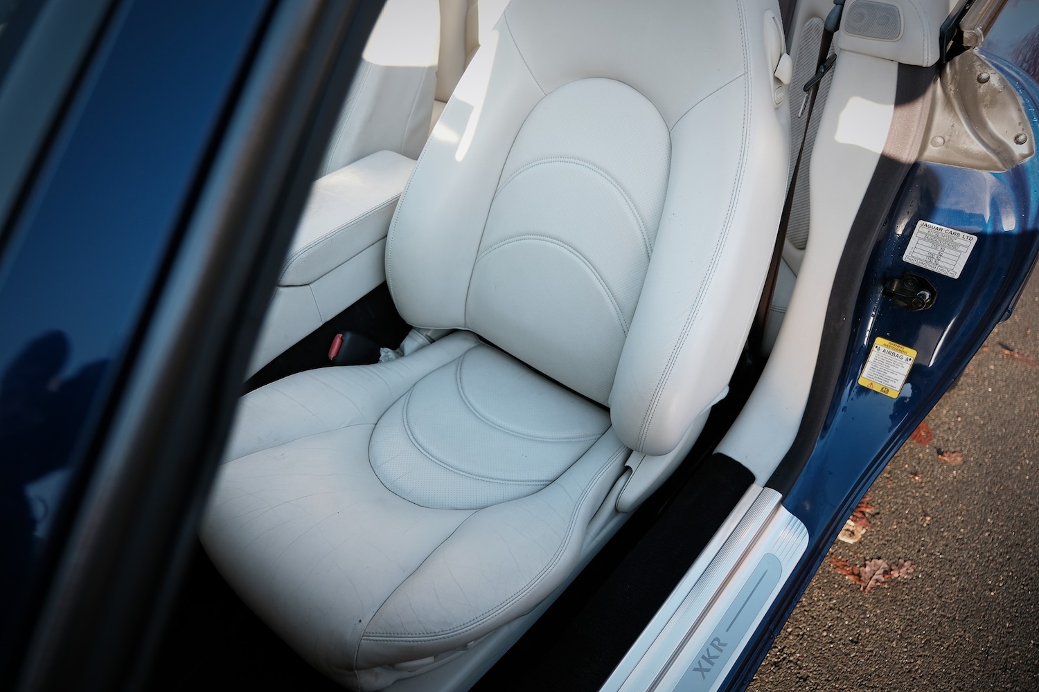 Used Jaguar XK8 2001 for sale - 76830430: Photo 18