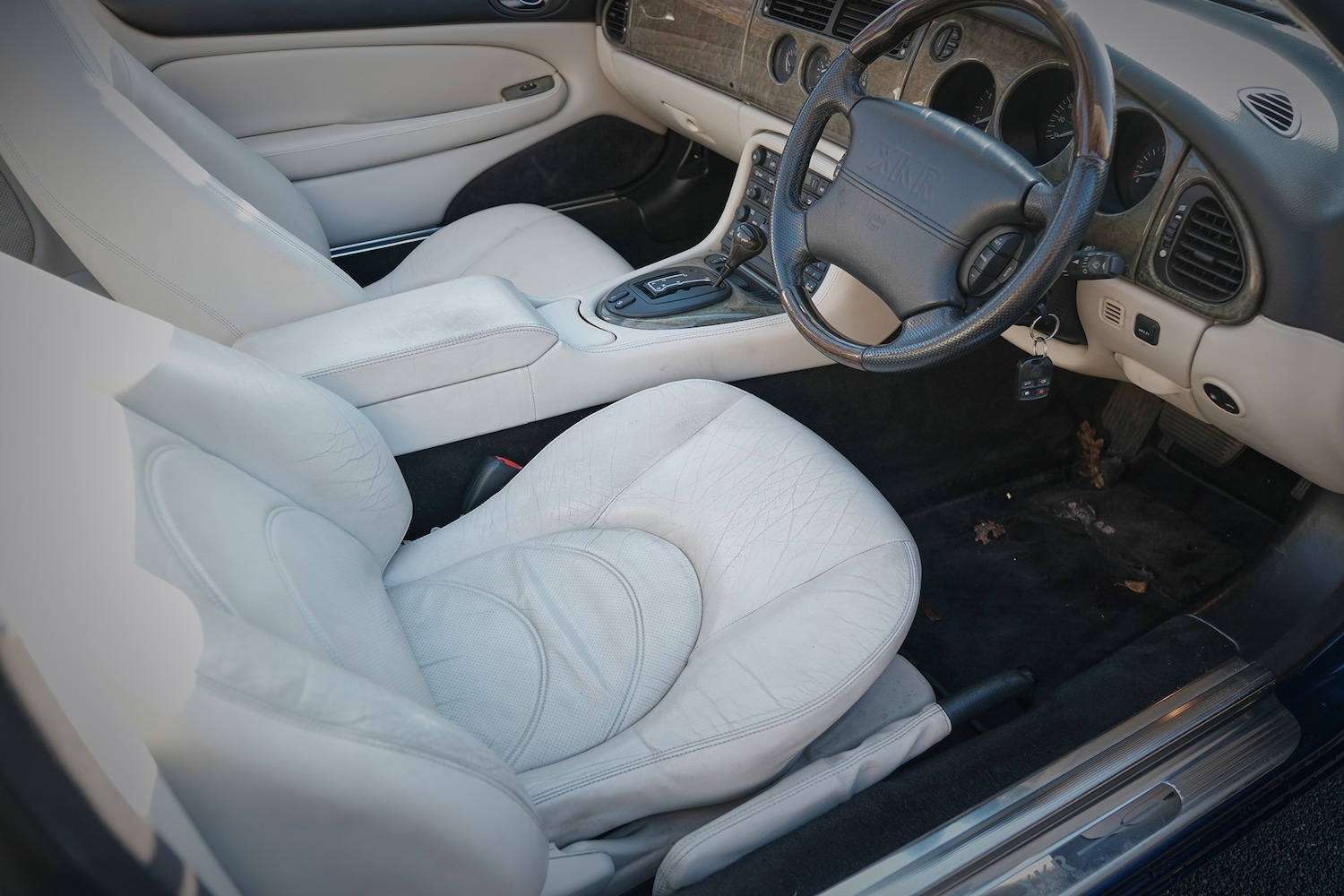 Used Jaguar XK8 2001 for sale - 76830430: Photo 19