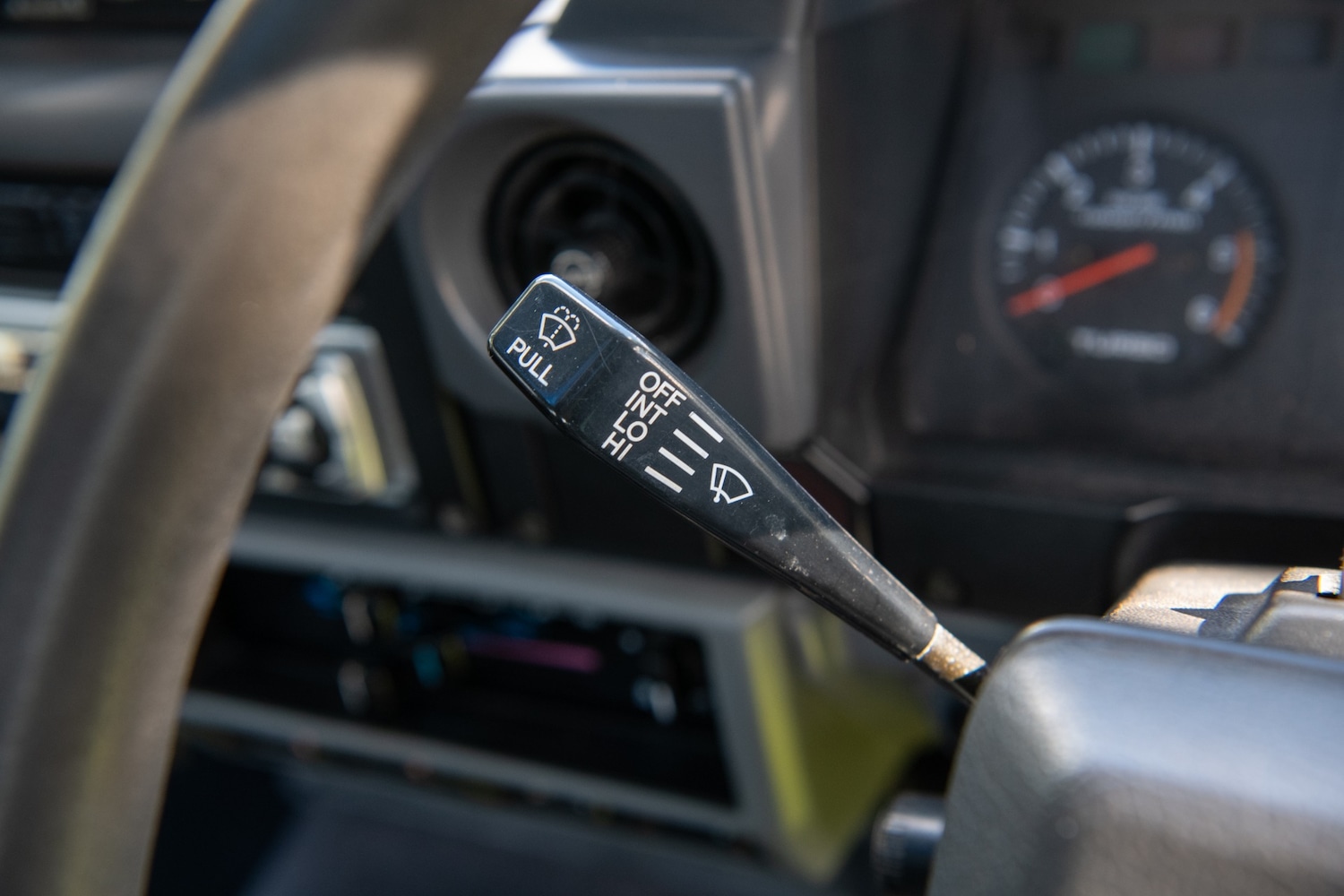 Used Toyota Land Cruiser 1989 for sale - 76553818: Photo 18