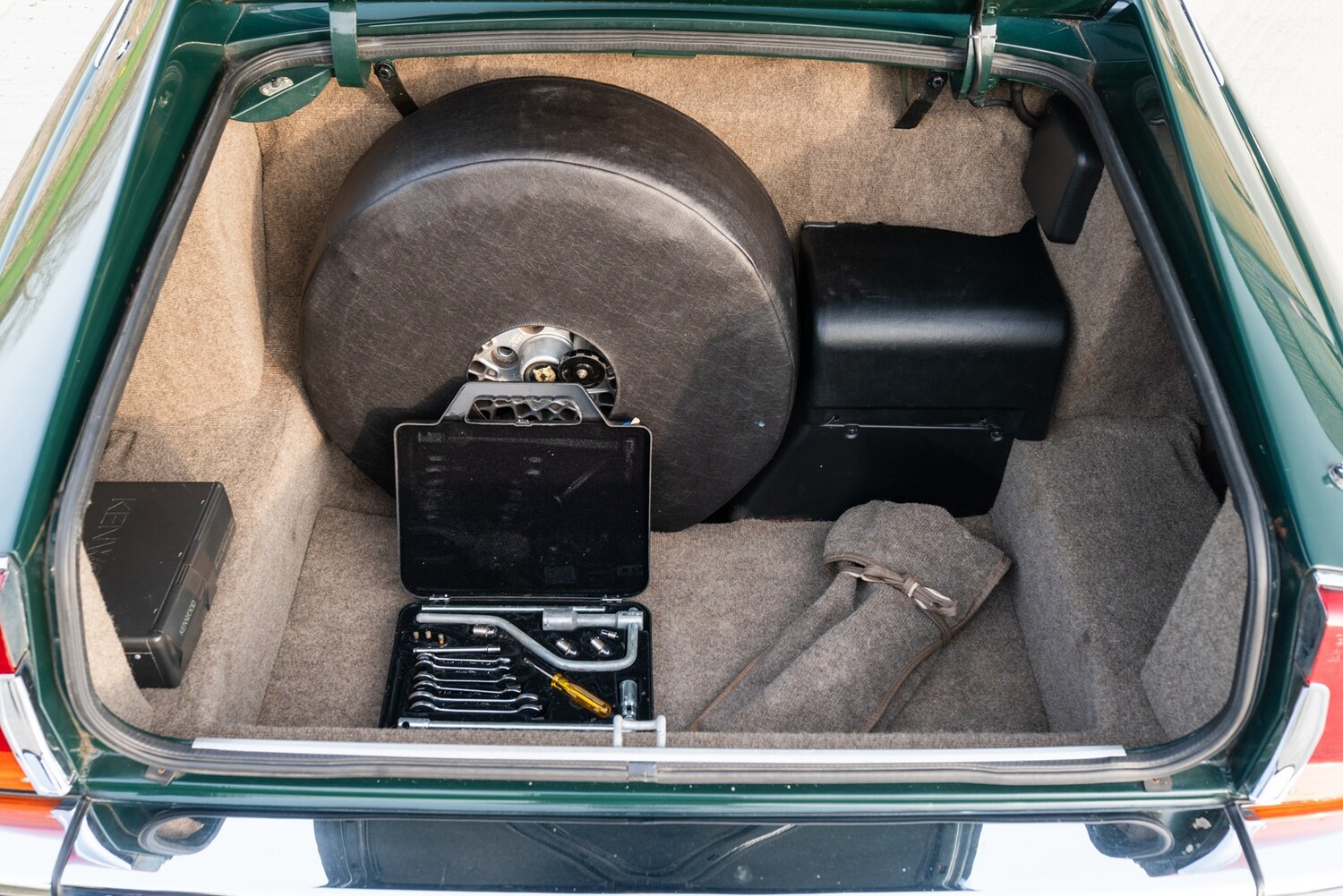 Used Jaguar XJS 1988 for sale - 78012327: Photo 25