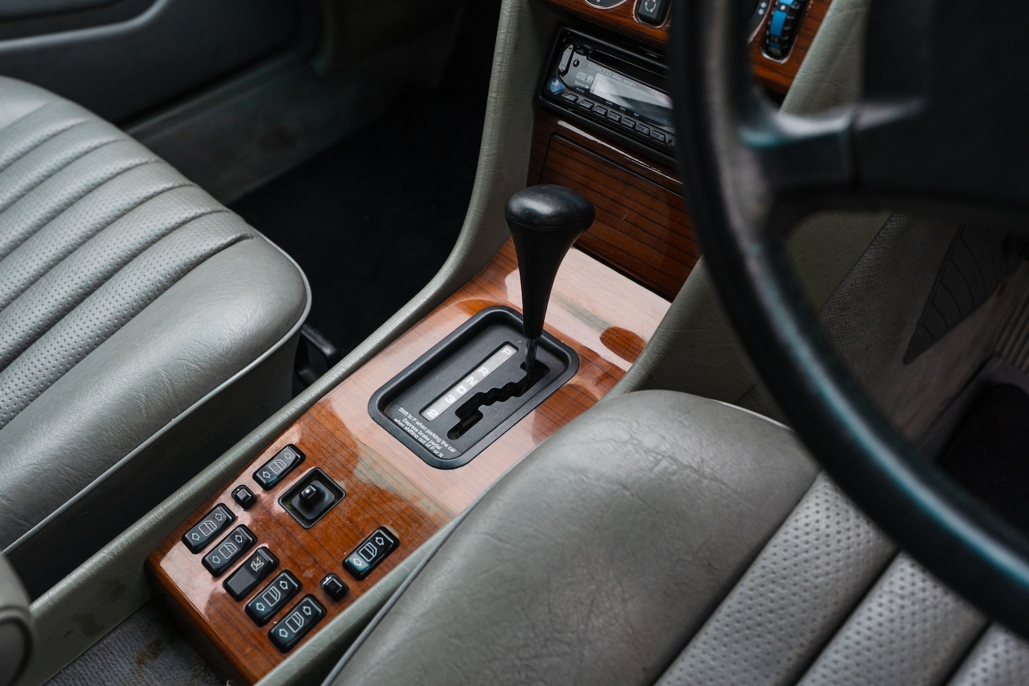 Used Mercedes-Benz 250 1991 for sale - 76502835: Photo 14