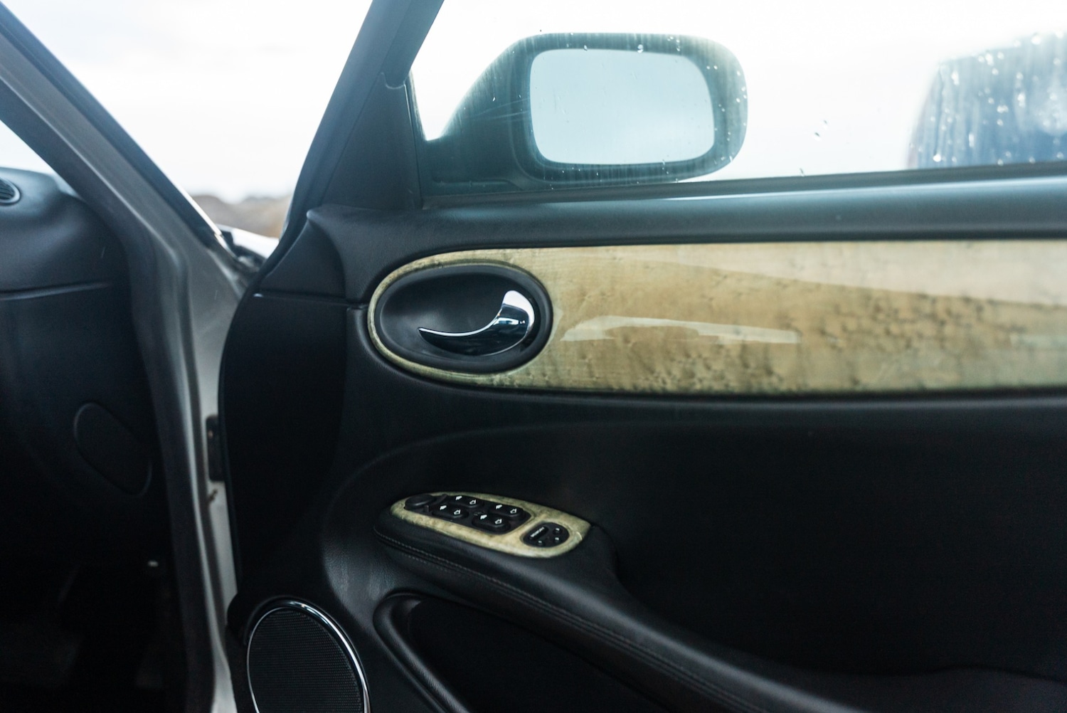 Used Jaguar XJ 1998 for sale - 76778229: Photo 12