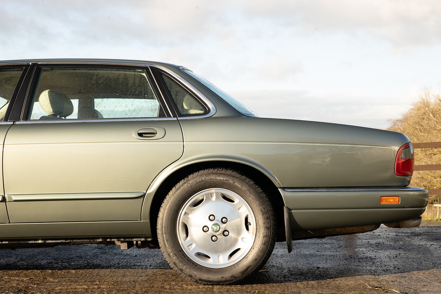 Used Jaguar XJ 1997 for sale - 77272279: Photo 12