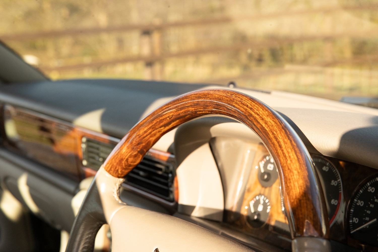 Used Jaguar XJ 1997 for sale - 77272279: Photo 21