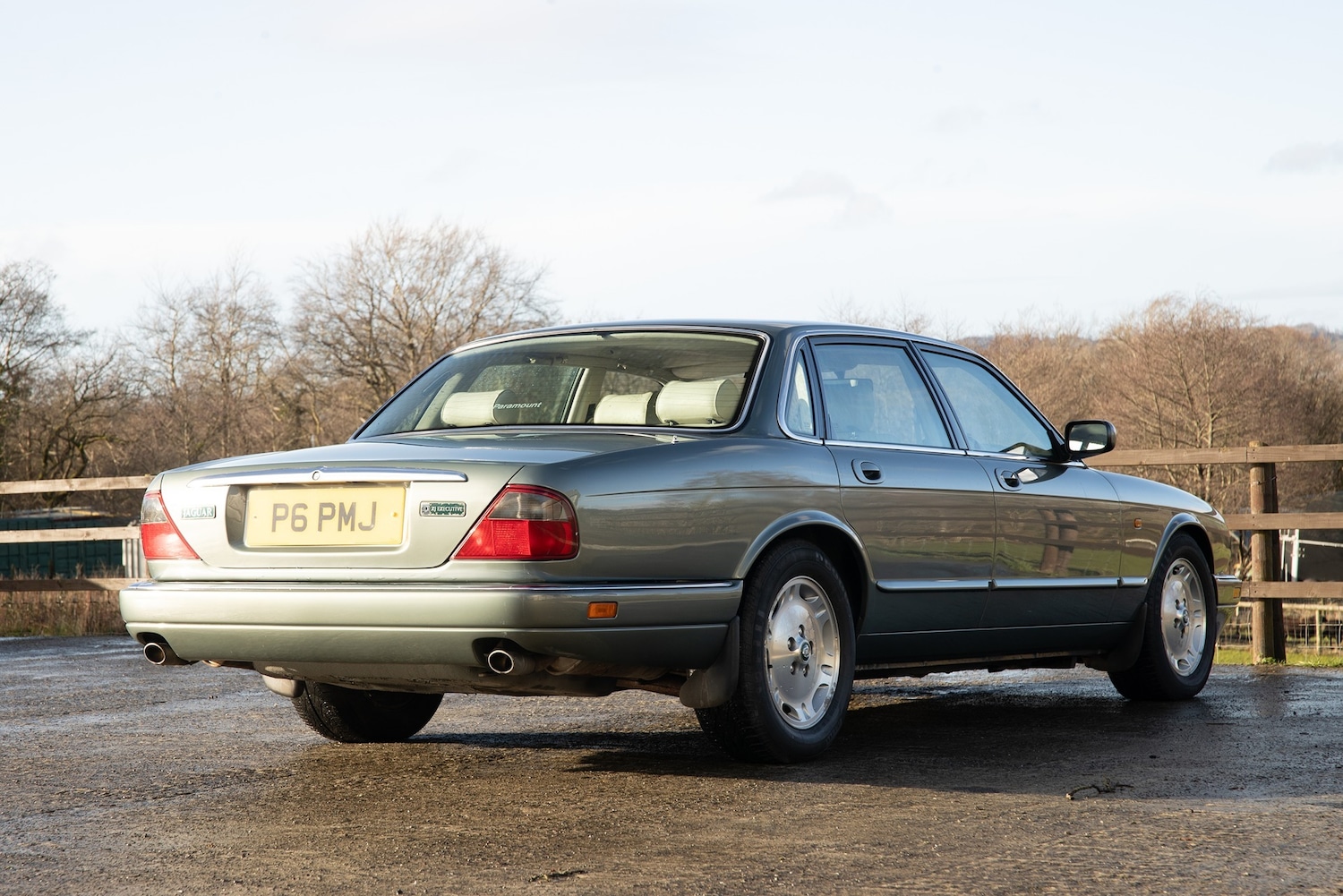 Used Jaguar XJ 1997 for sale - 77272279: Photo 3