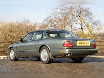 Used Jaguar XJ 1997 for sale - 77272279: Photo