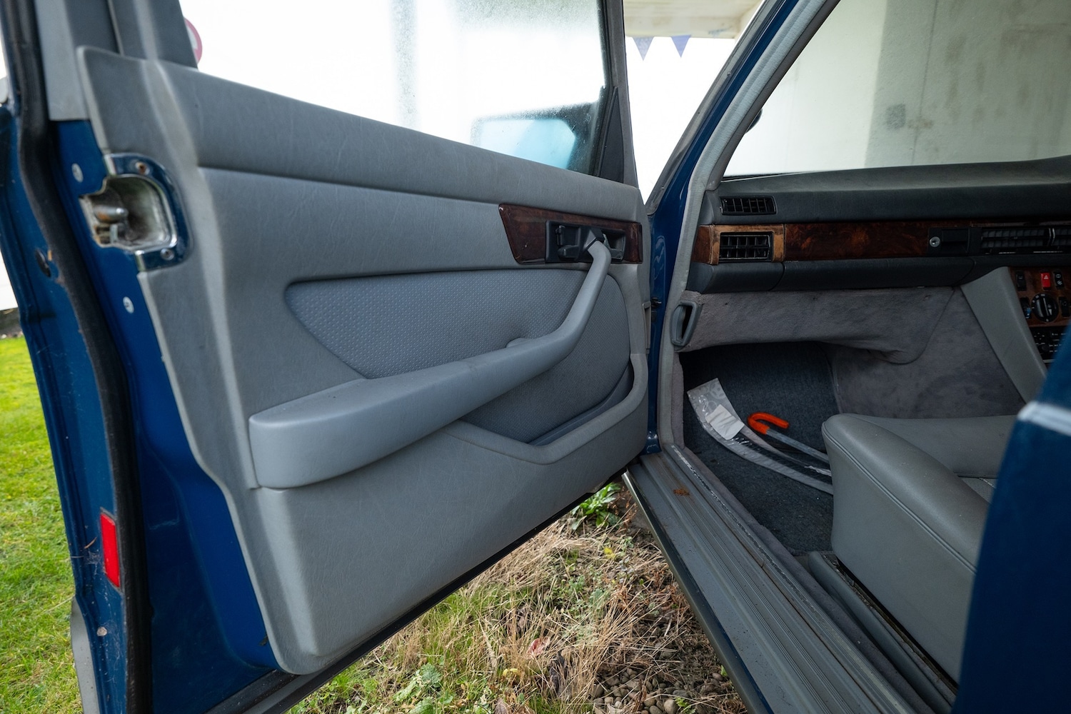 Used Mercedes-Benz 500 1983 for sale - 76957704: Photo 22