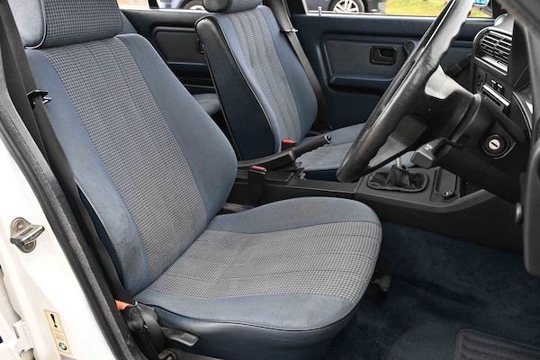Used BMW 3 Series 1986 for sale - 76115619: Photo 15