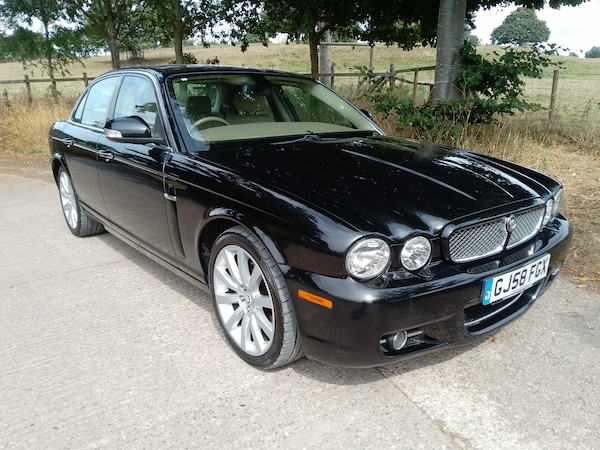 Used Jaguar XJ 2008 for sale - 76232698: Photo 1