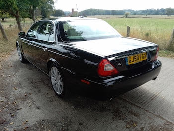 Used Jaguar XJ 2008 for sale - 76232698: Photo 3