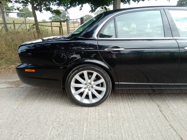 Used Jaguar XJ 2008 for sale - 76232698: Photo 5