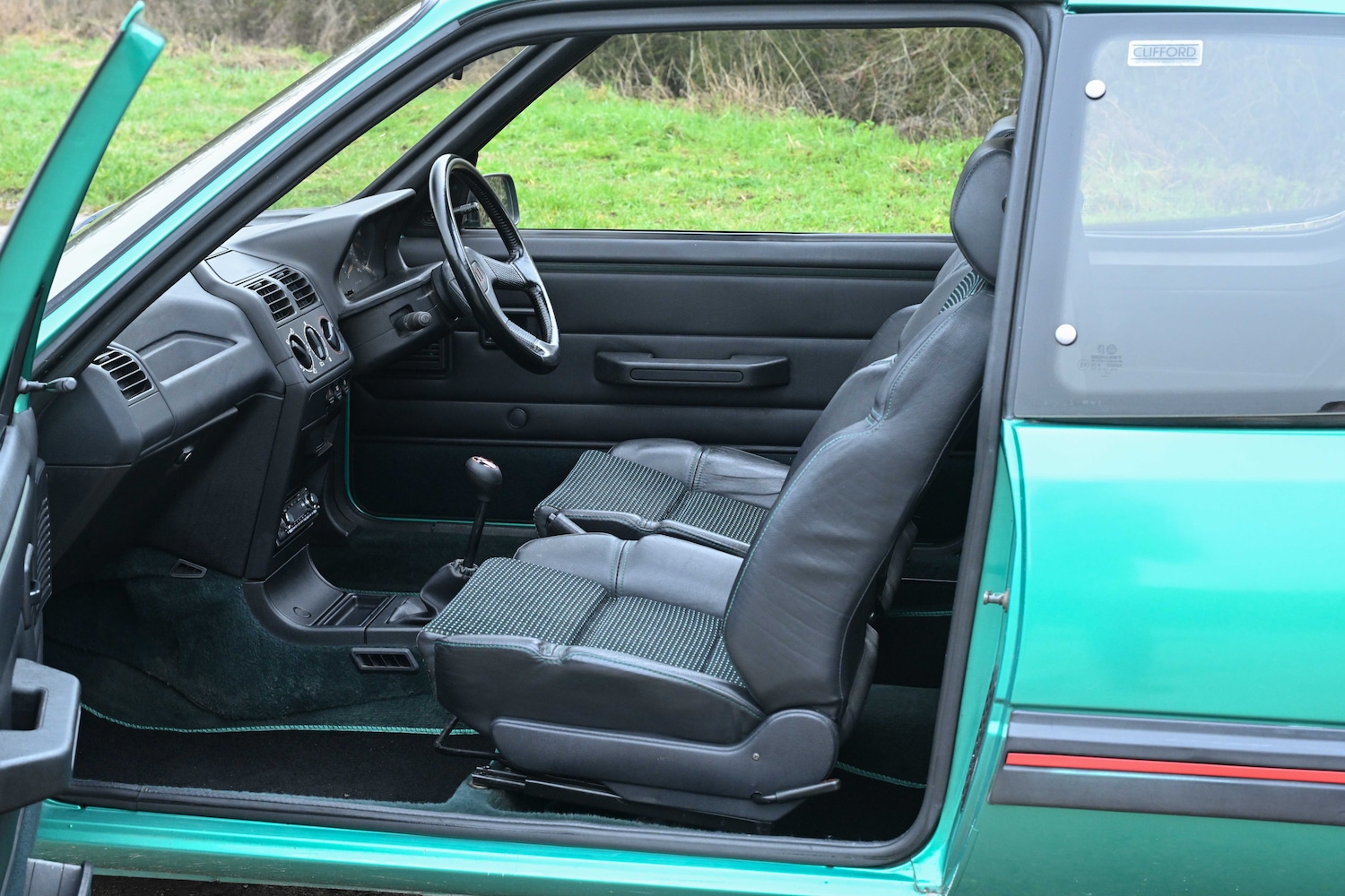 Used Peugeot 205 1992 for sale - 77567668: Photo 14