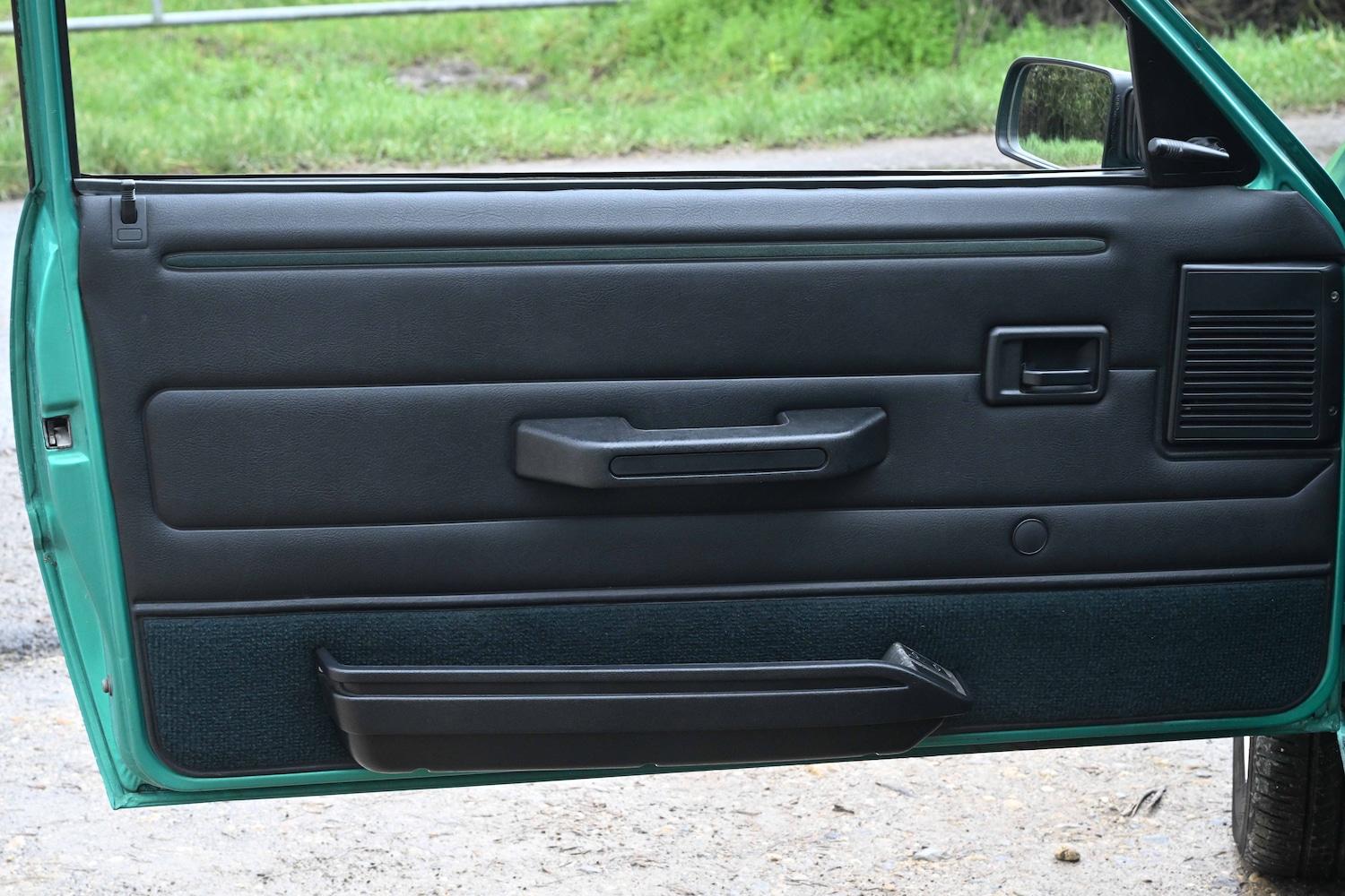 Used Peugeot 205 1992 for sale - 77567668: Photo 19