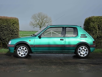 Used Peugeot 205 1992 for sale - 77567668: Photo