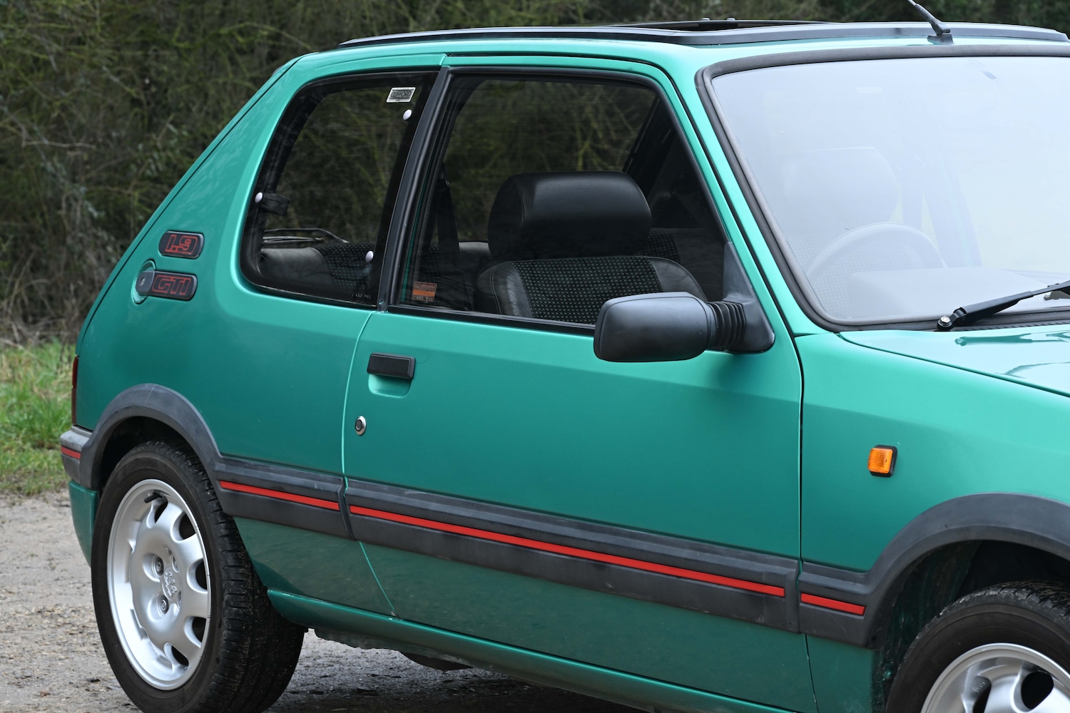 Used Peugeot 205 1992 for sale - 77567668: Photo 9